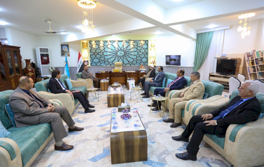 مركزُ تراثِ البصرةِ يعزِّزُ حضورَهُ العِلمي في جامعةِ بابل 